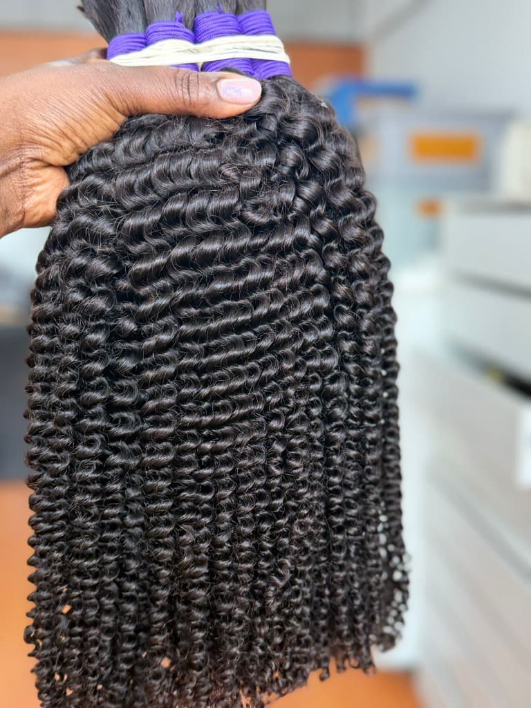 Cacho 1 cabelo indiano limpo 65cm — foto 1 de 3